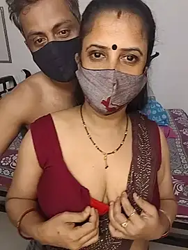 Darty_cpl লাইভ XXX চ্যাট