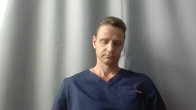 Freeze_Fire Chat XXX in diretta