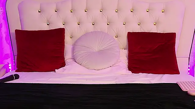 צ'אט XXX בשידור חי של GracieCute