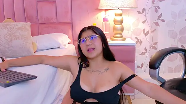 Chat +18 de ScarletJons ao vivo