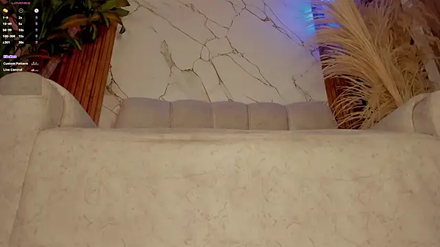 sara_gwen 即時 XXX 聊天