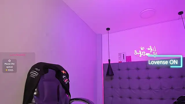 Czat XXX na żywo – scarletcherry18