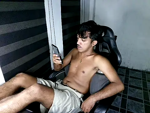 Chat XXX en directo de Spicy_RowyCam