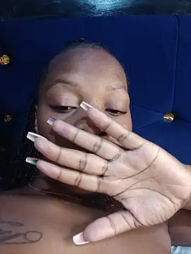 Sweetpoison20 élő XXX-chatje