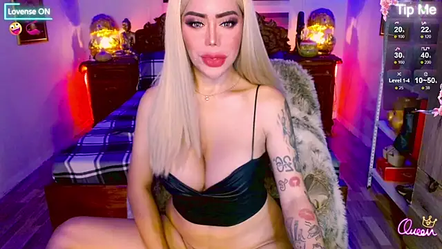 _QueenGoddess_'s Live XXX Chat
