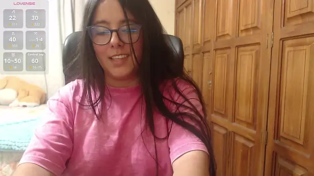 Venus_cat_'s Live XXX Chat