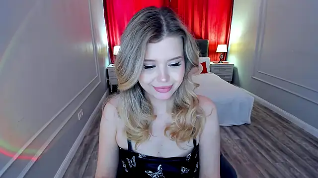 FollowLovee's Live XXX Chat