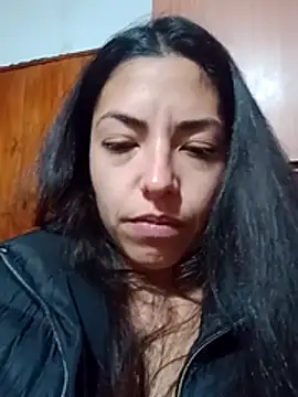 CasiTuya live XXX chat