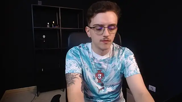 FelixStarkk Chat XXX live