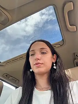צ'אט XXX בשידור חי של DollyTall