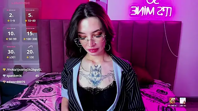 Chat +18 de IvyDainty ao vivo