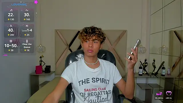 Anyelo_Twink élő XXX-chatje