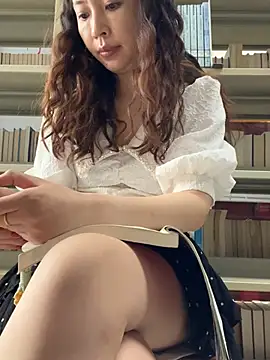 mimi_181: онлайн-секс-чат