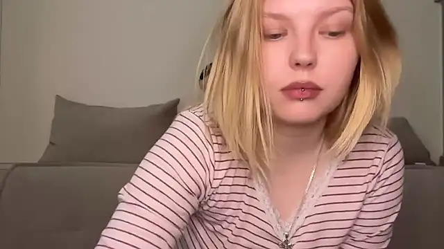 Ophelia_Ritz 라이브 XXX 채팅