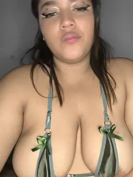 Chat XXX en directo de butterfly777_