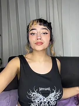 Chat +18 de baby_akuma ao vivo