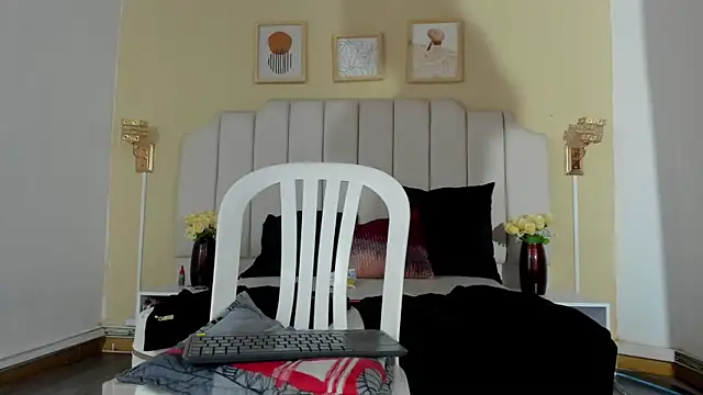 Sembang XXX Secara Langsung Sara_Hanks