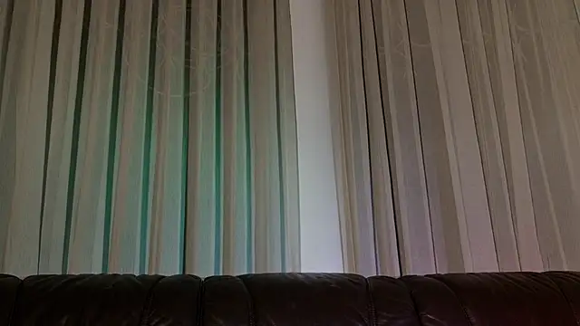 XXX chat uživo modela DeesseLuxure