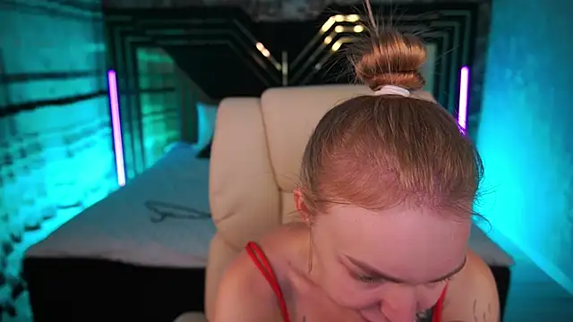 EmilySunshineSのライブXXXチャット