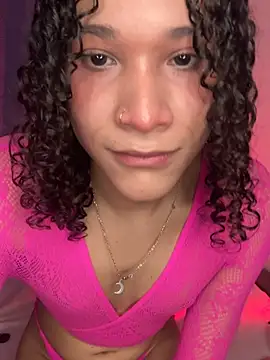 Chat +18 de Camil_7w7 ao vivo