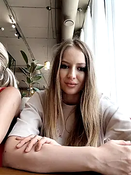 caressyourself's Live XXX Chat