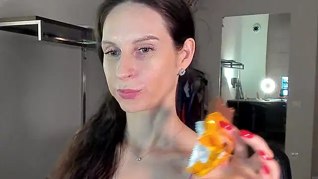 Mila_Anders – Naživo XXX chat