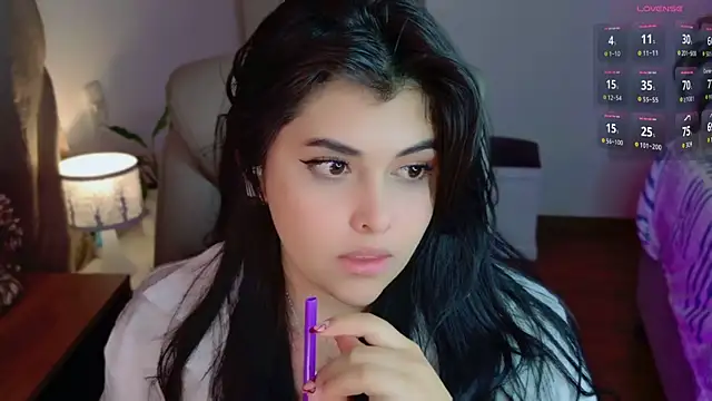 Nannicutee Chat XXX live