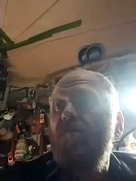 bigdguy6969's Webcam Show