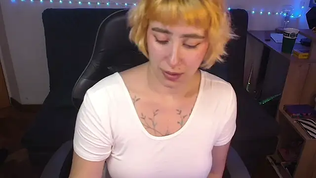 Miacatsito3 Live XXX-Chat