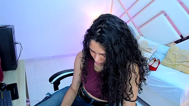 serafina_bianchi: απευθείας συνομιλία ΧΧΧ