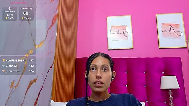 Chat XXX en directo de yourcuteneighbourr
