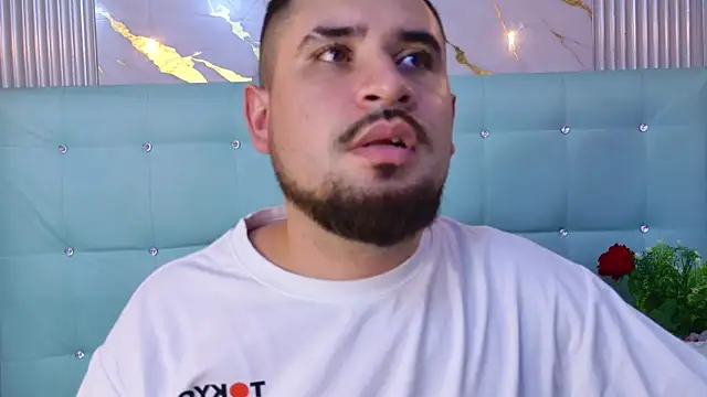 Chat XXX ao vivo de rocockdaddy