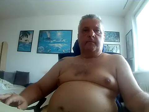 Chatroom XXX en direct de Robert_SK1