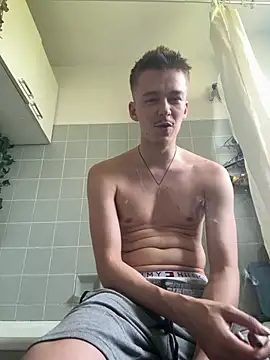 Toyjungee Live XXX-chat
