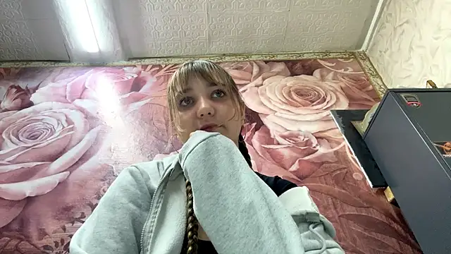JanineThielman's Live XXX Chat