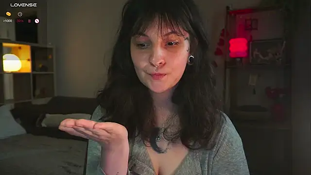 צ'אט XXX בשידור חי של maymary_