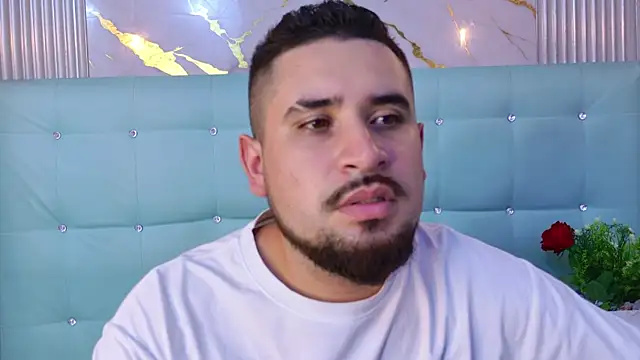 Chat +18 de rocockdaddy ao vivo