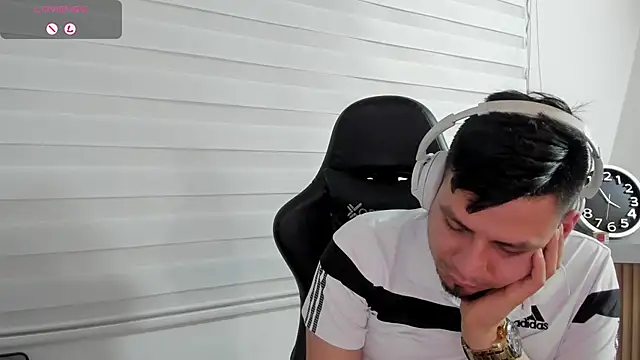 Živý XXX chat Rick_Adams