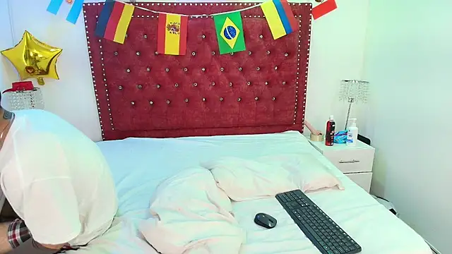 Jaden_and_sofia live XXX chat
