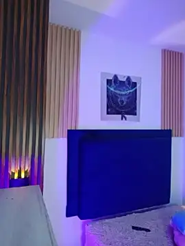 XXX chat uživo modela Thiago_Nova