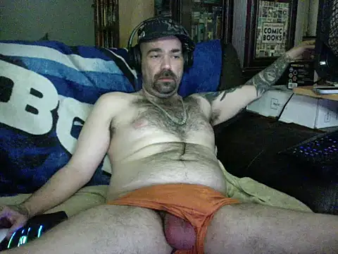 Chat XXX en directo de KinkyTOMan