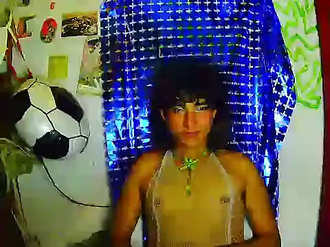 Show modela RAMONA_TIJERAX na web-kameri