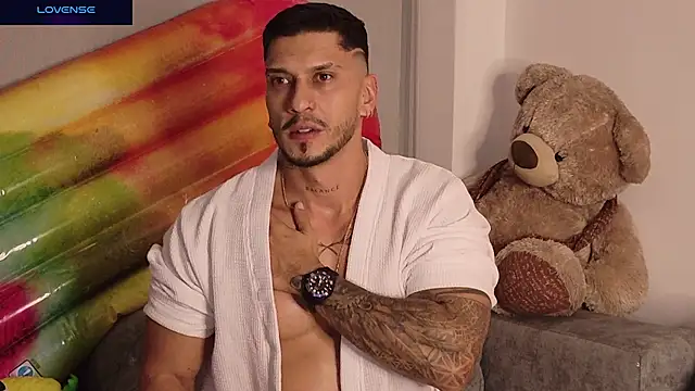 Show modela Seth_Vegaa na web-kameri