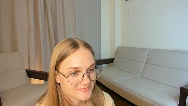 FemMantis Live XXX-Chat