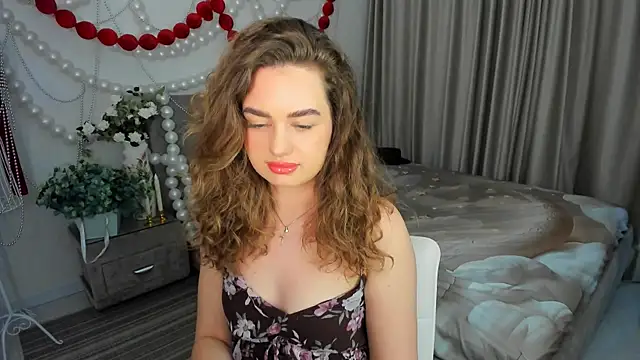 MiracleCurly Chat XXX live