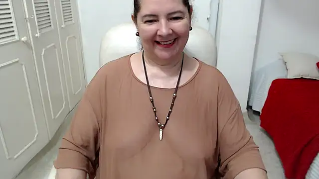 leonela_69 现场XXX聊天