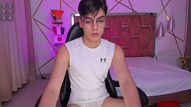Gerony_ Live XXX Chat