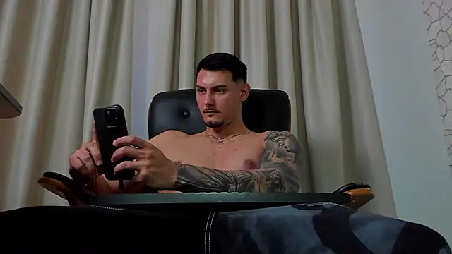Chat XXX Live ClintMasters