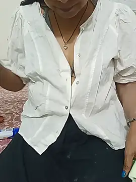 Chatroom XXX en direct de Shanu_Shah