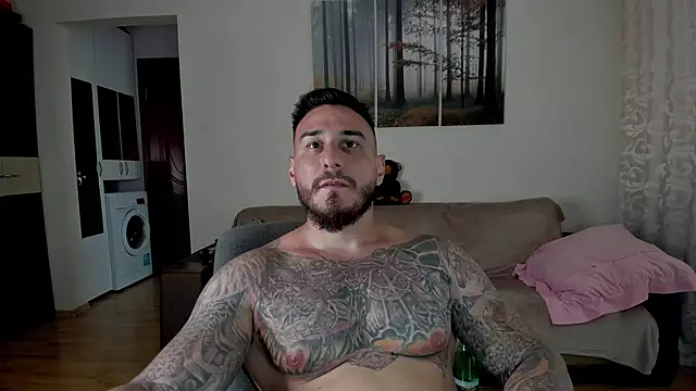 Gymdominus Live XXX-chat